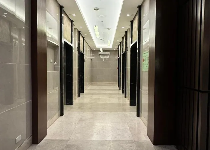 Goodvibes Condotel * Manila