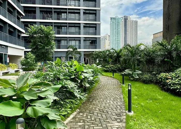 Goodvibes Condotel * Manila